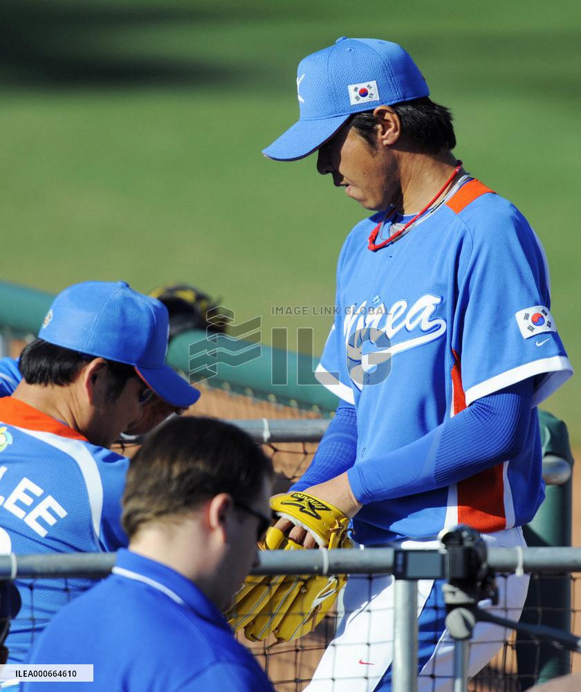 S. Korea defeated 2-4 by L.A. Dodgers