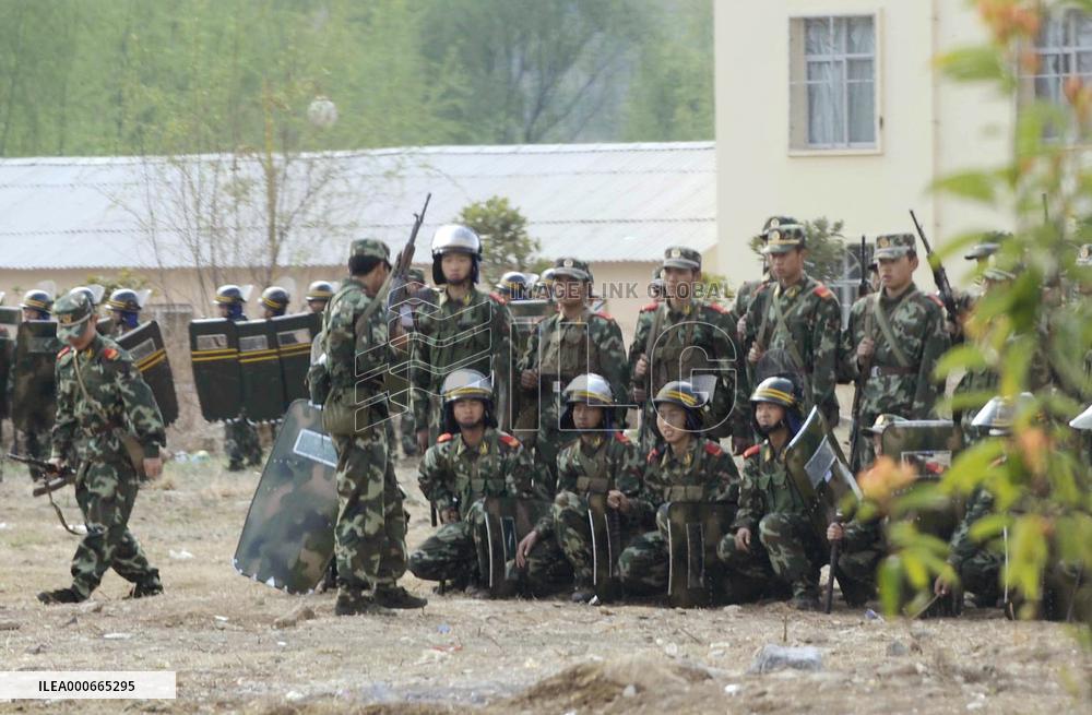 Riot police seen training in ethnic Tibetan area of China