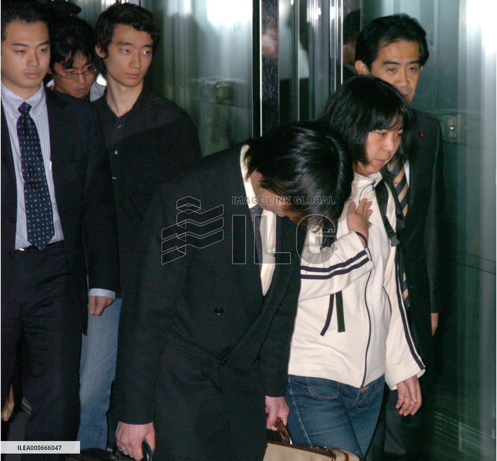 3 Japanese hostages heading back to Japan
