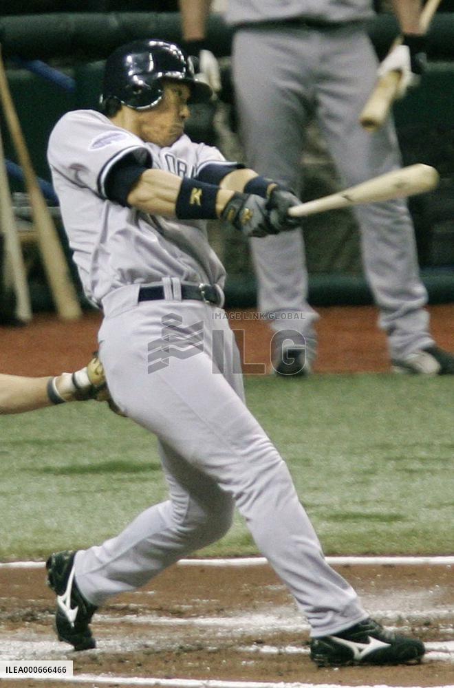 Yankees' Matsui hits home run in game against Tampa Bay Rays