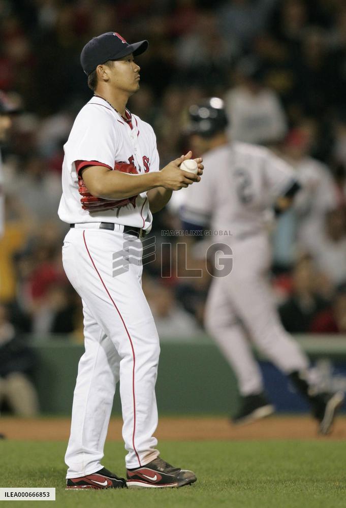 Home run support gives shaky Matsuzaka 2nd win