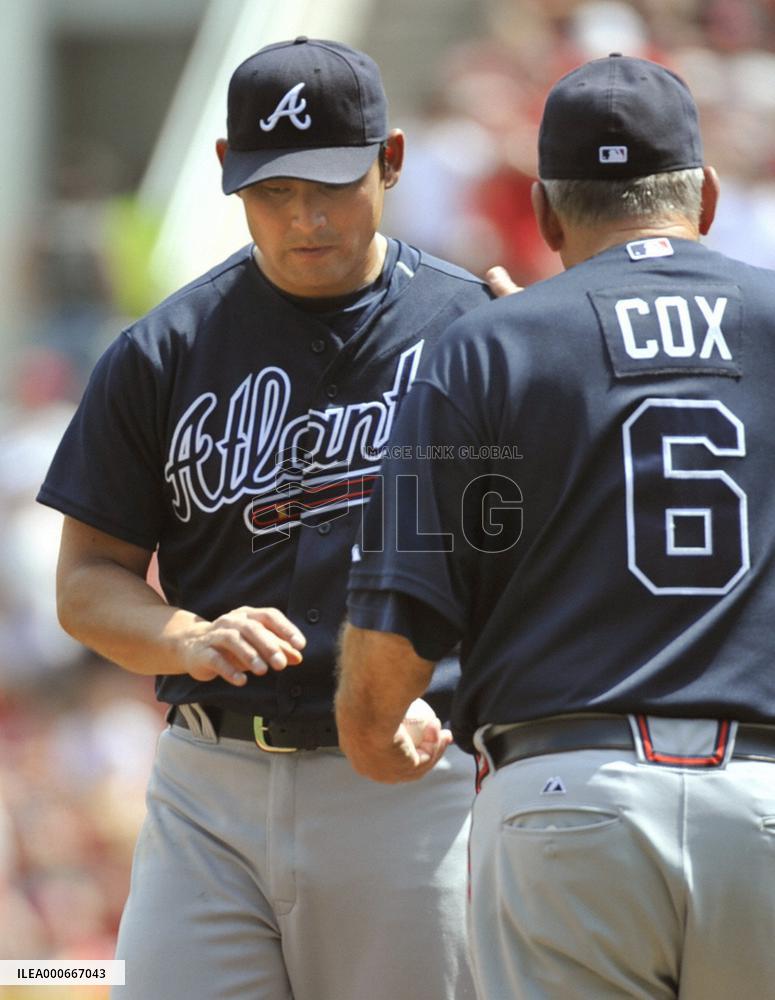 Braves pitcher Kawakami takes 3rd loss