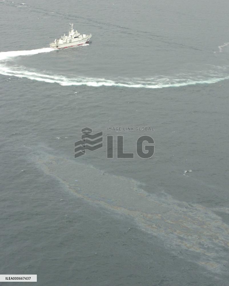 Freighter sinks off Wakayama after collision, 1 crew member miss