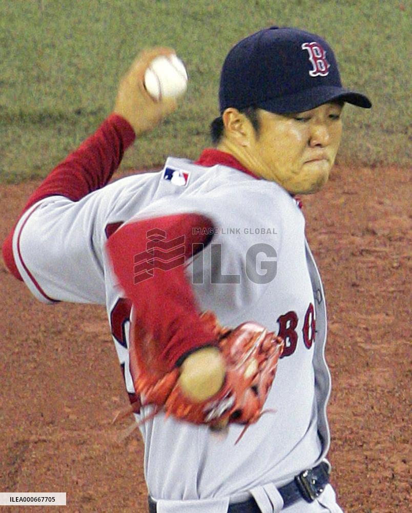 Okajima extends shutout streak to 15 mound appearances
