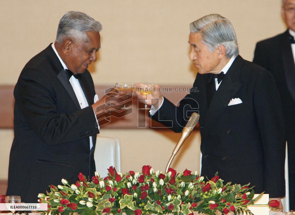Singapore president attends reception at Imperial Palace
