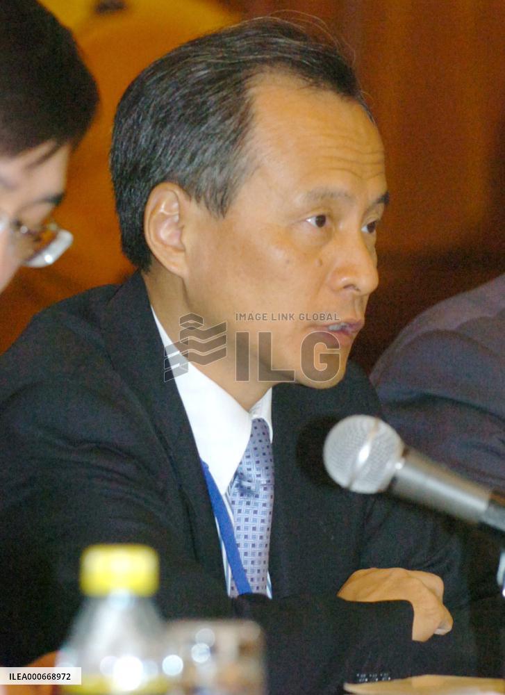 (3)Japan, China hold talks on E. China Sea gas dispute