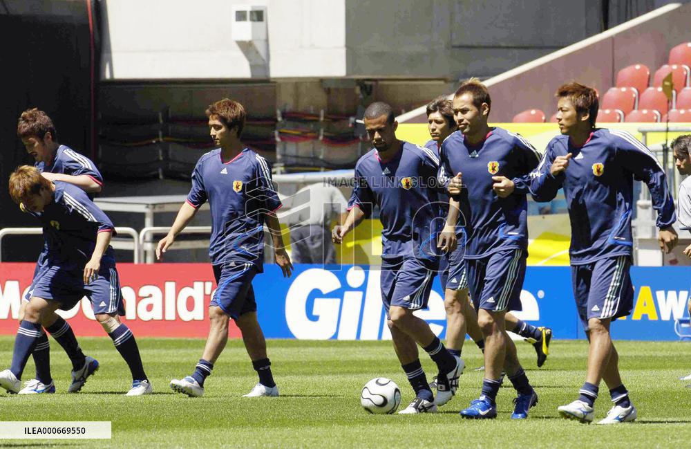 Japan gear for Group F opener