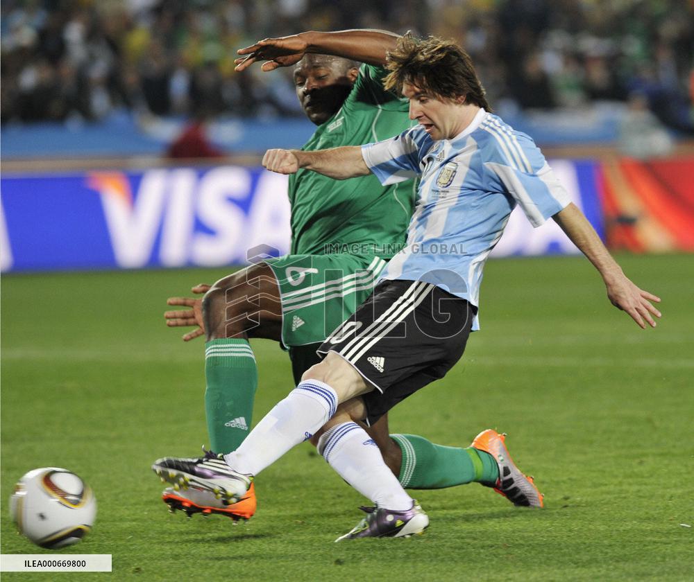 Argentina beat Nigeria 1-0 in World Cup Group B match