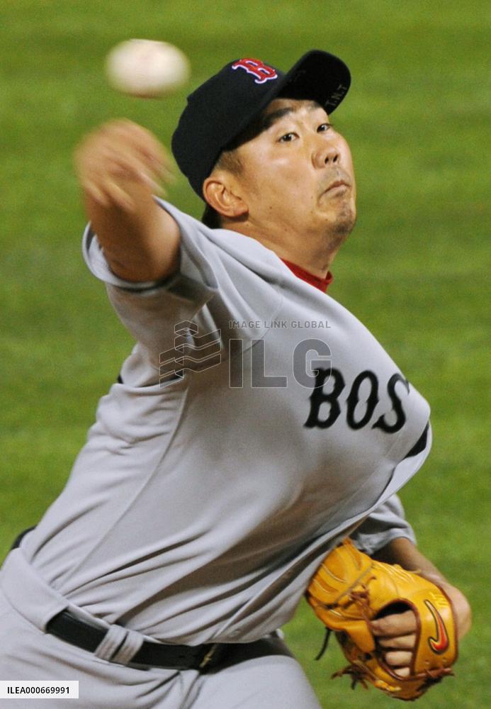 Boston pitcher Matsuzaka starts game vs Phillies