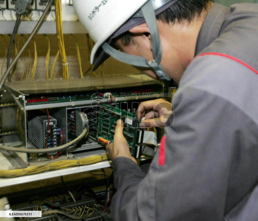 Schindler fixes elevator's programming glitches