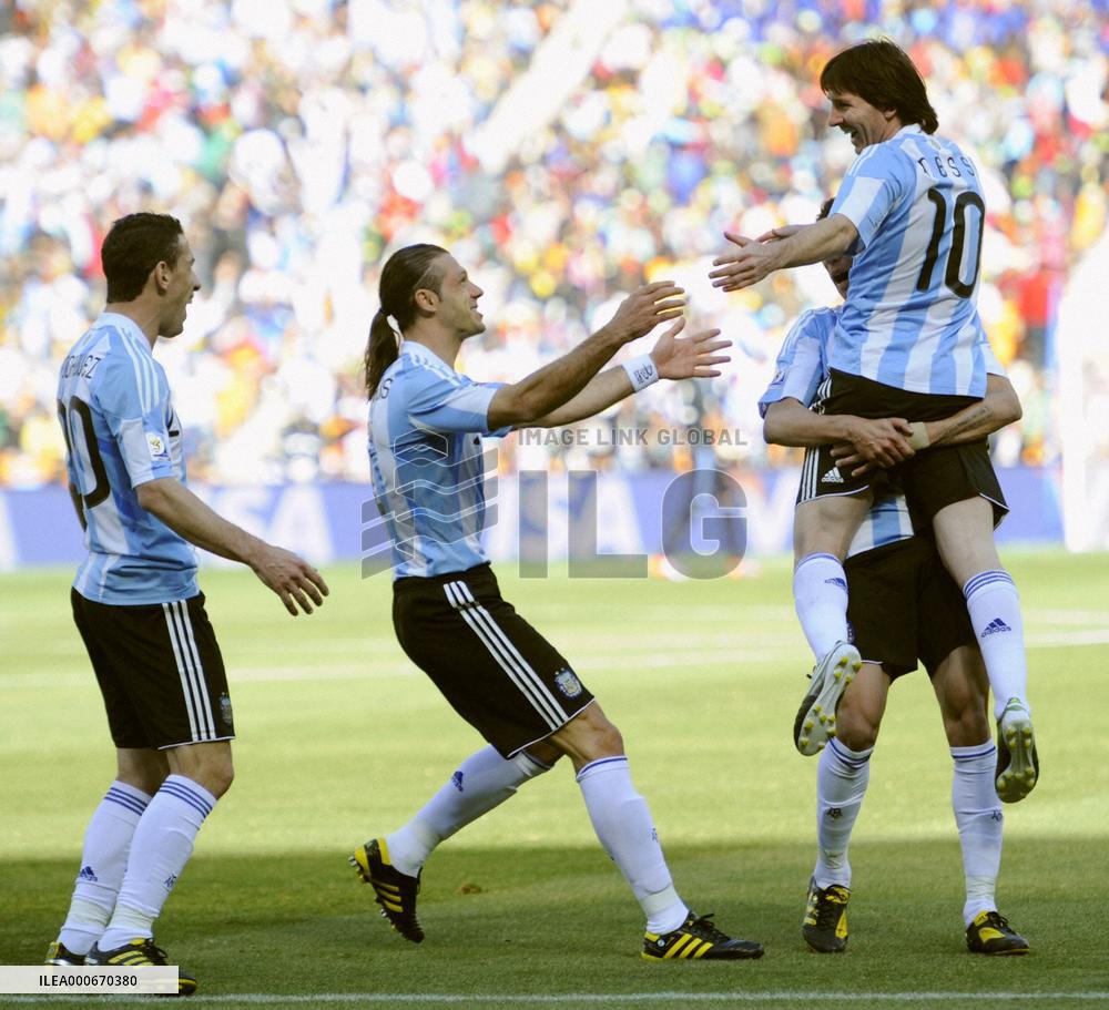 Argentina take on S. Korea in World Cup Group B