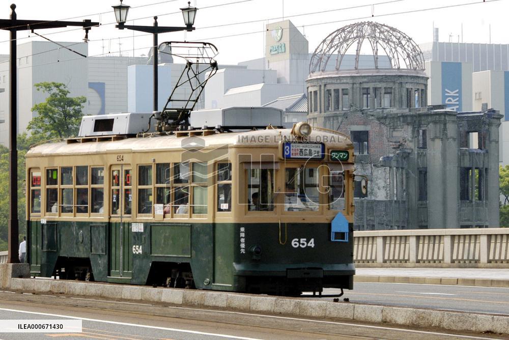 Streetcars that survived A-bomb retired