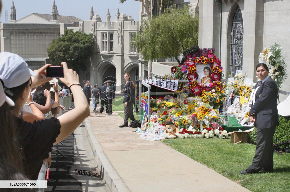 1st anniversary of Michael Jackson's sudden death