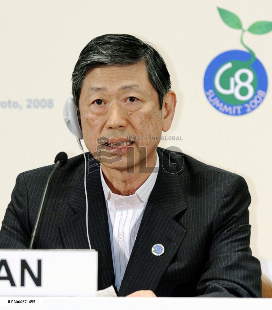 G-8 stresses need to verify N. Korea nukes