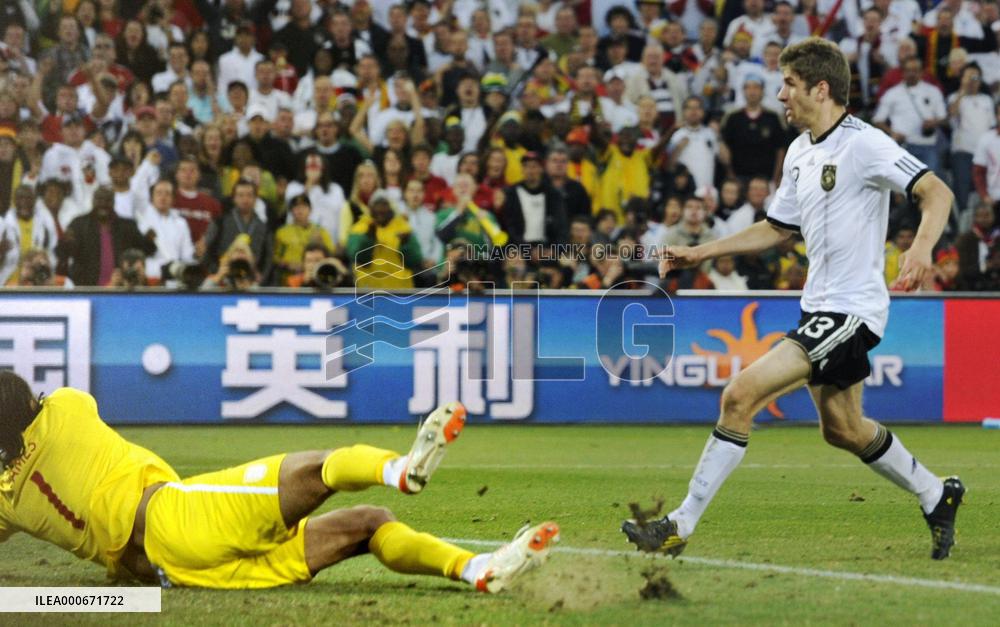 Germany send sorry England packing in 4-1 win