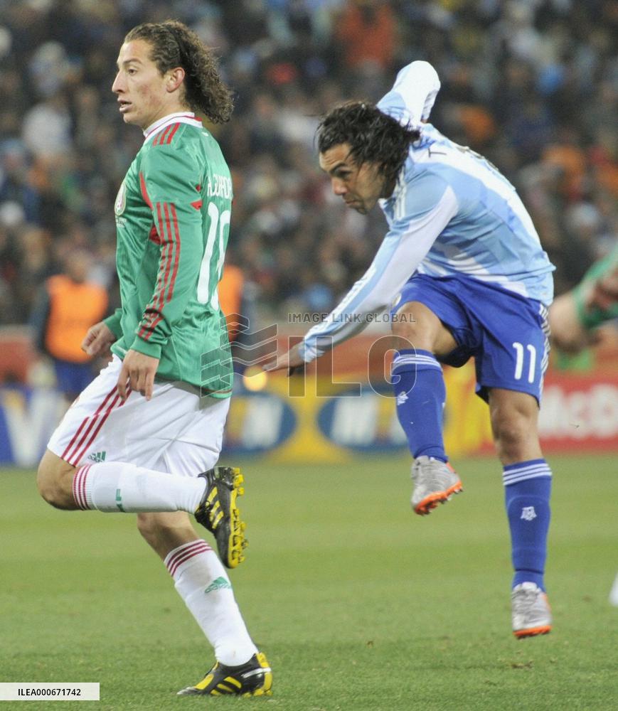 Argentina beat Mexico 3-1 to face Germany in quarters