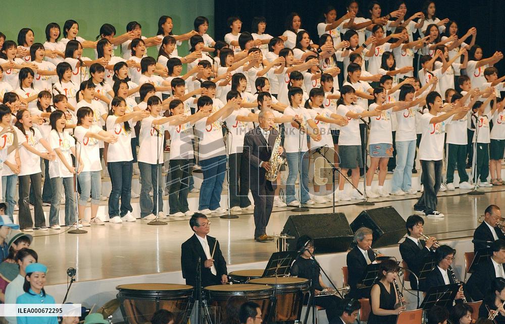 (4)Japan Week kicks off at Aichi Expo featuring world music conc