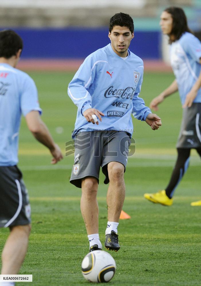 Uruguay, Germany prepare for World Cup third-place match