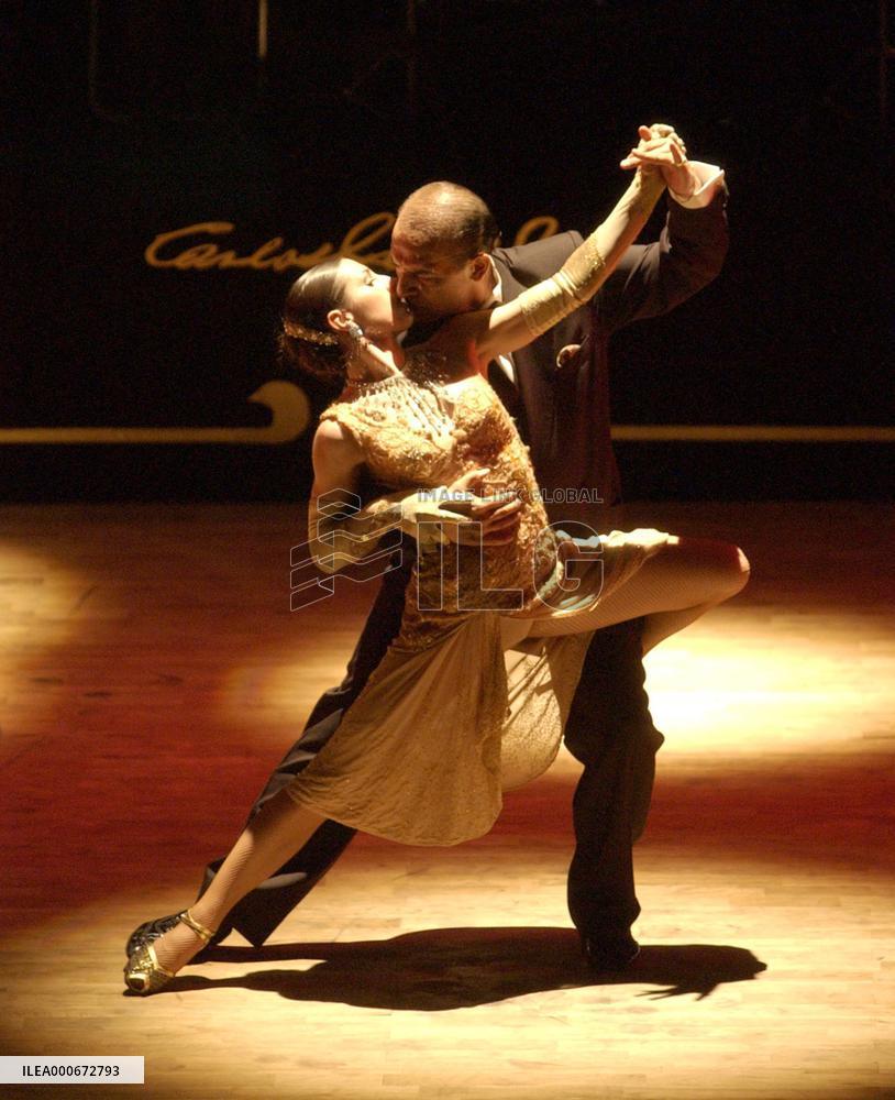 Tango featured in Argentine national day event at Aichi Expo