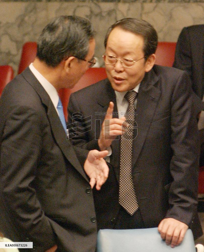 U.N. Security Council unanimously adopts N. Korea resolution