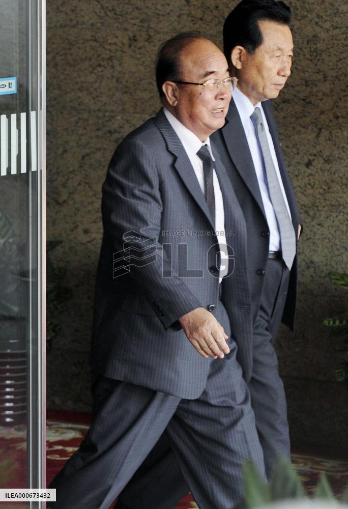 N. Korean foreign minister arrives in Beijing