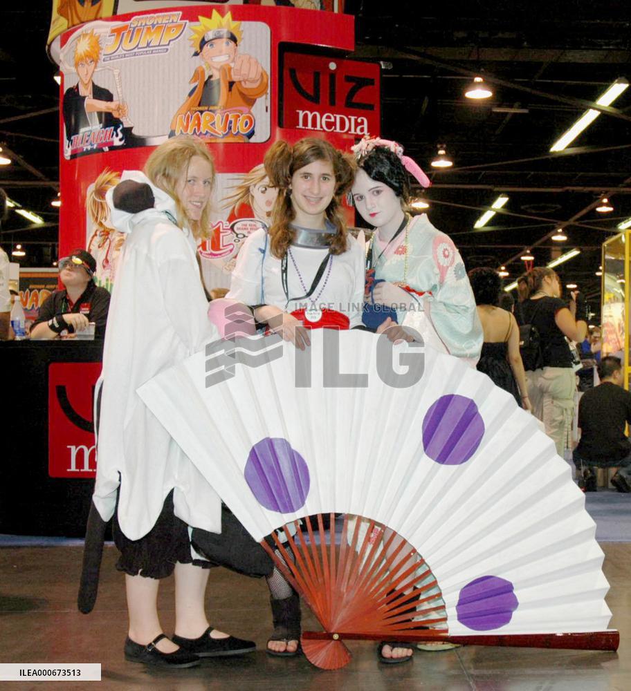 Thousands attend opening of largest U.S. anime and manga convent