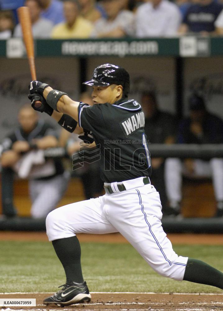 Iwamura singles twice