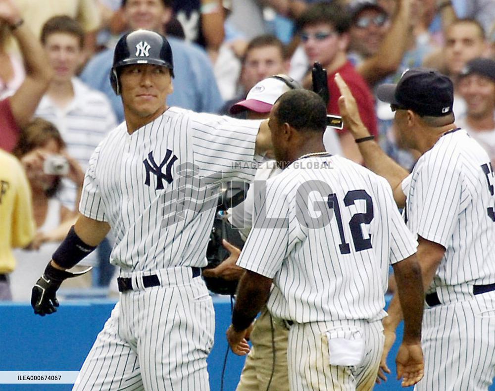 Yankees' Matsui delivers 2-run double to bring walkoff victory