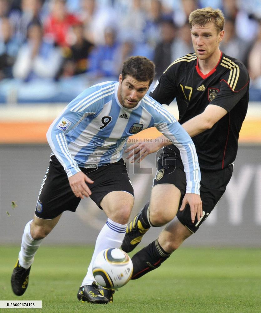 Germany thrash Argentina 4-0