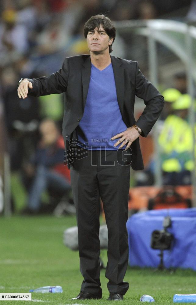 Spain beat Germany to reach World Cup final