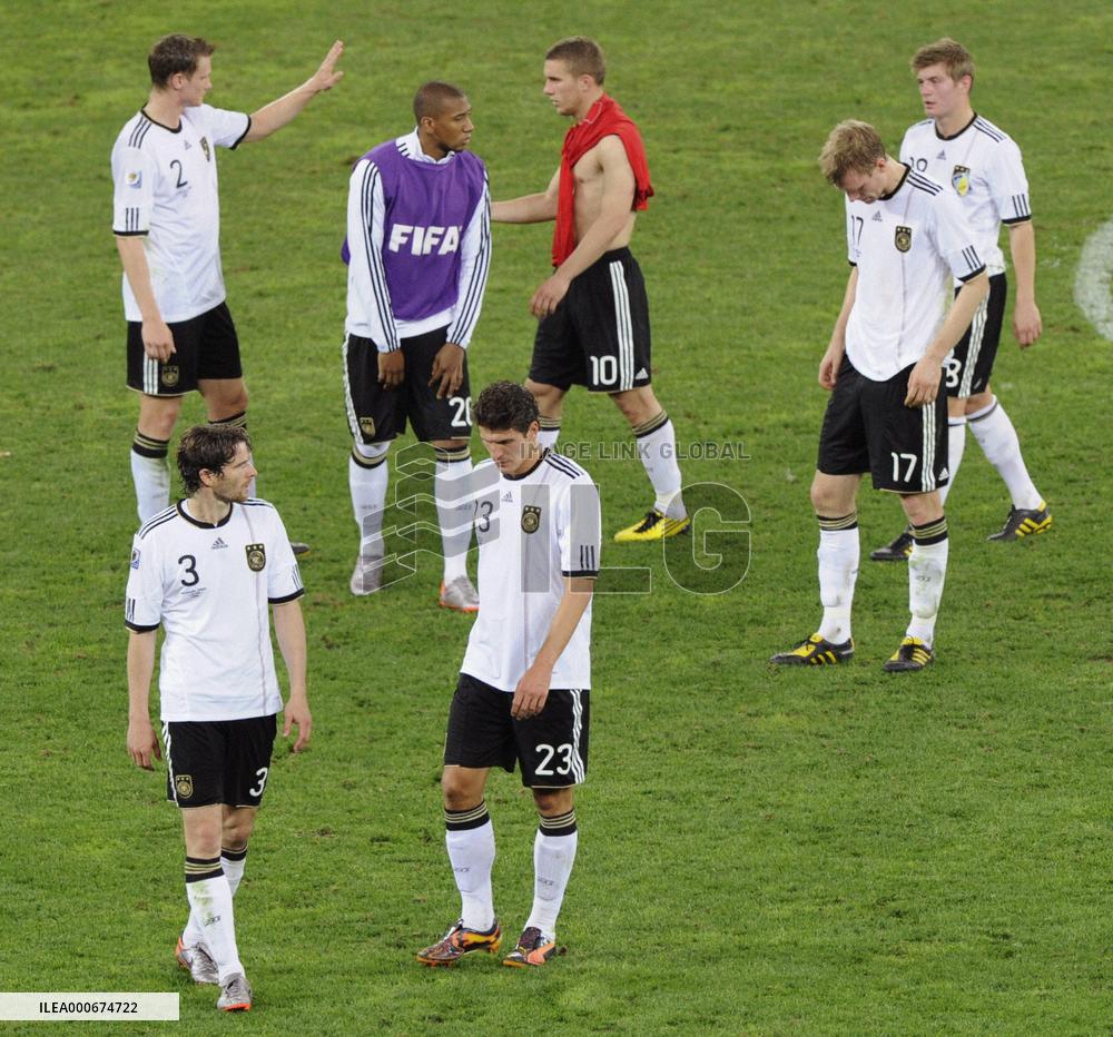 Spain beat Germany to reach World Cup final