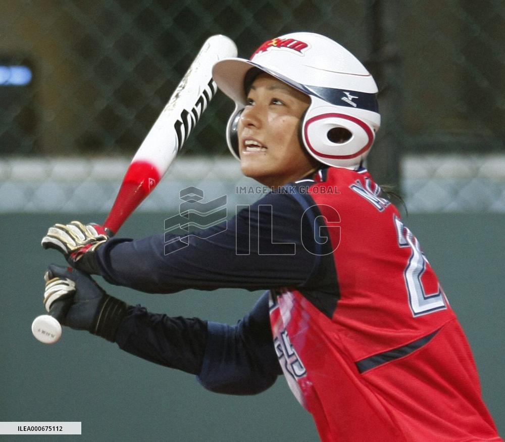 Japan-Australia softball preliminary in Olympics