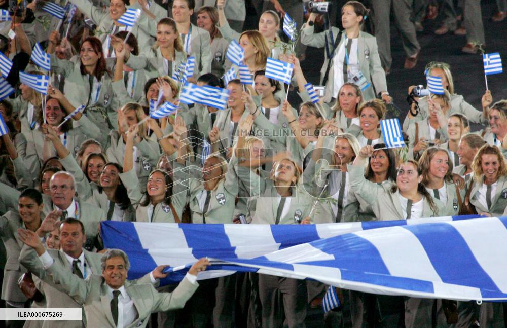 (7)Biggest Olympic Games open in Athens amid tight security