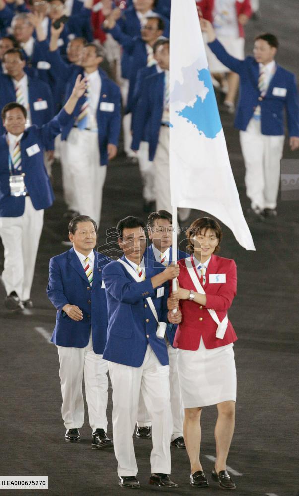 (6)Biggest Olympic Games open in Athens amid tight security