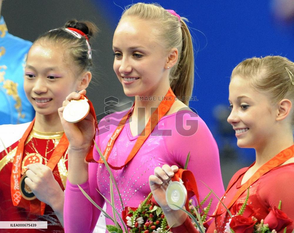Liukin wins women's gymnastics individual all-around final