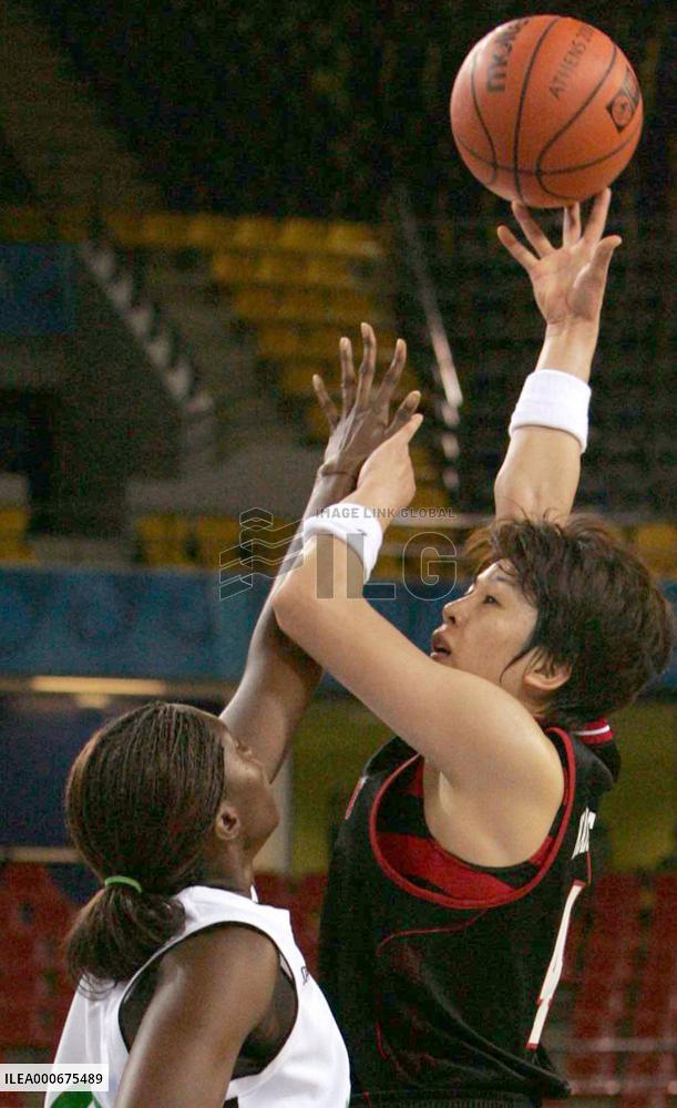 (3) Japan's women pick up 1st win at Athens basketball