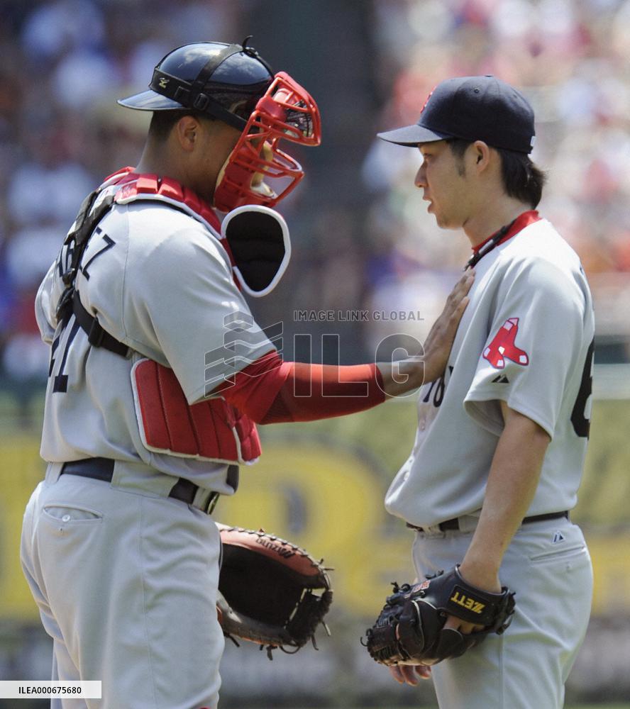 Boston's Tazawa suffers 2nd loss