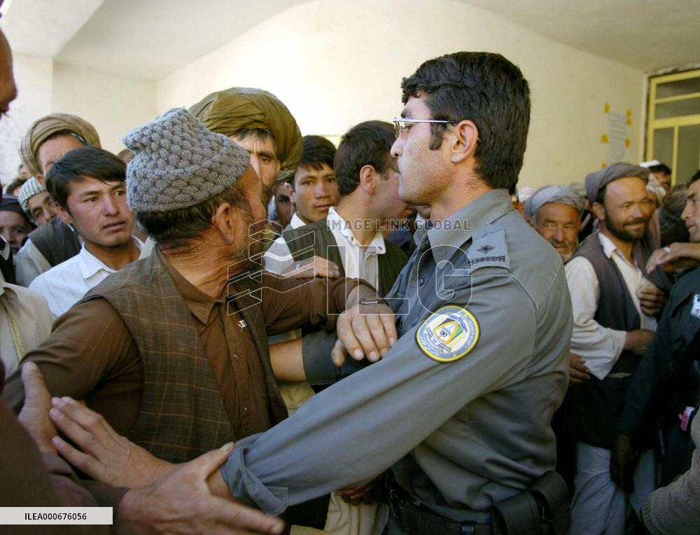 Voting under way for presidential election in Afghanistan