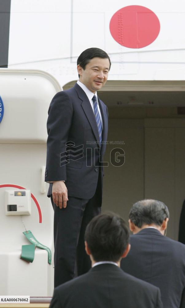 Crown prince heads to Saudi Arabia to pay respects