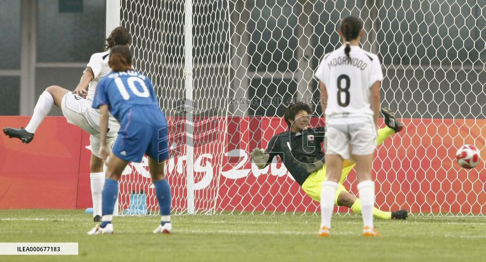 Japan, New Zealand draw 2-2 in women's soccer in Olympics
