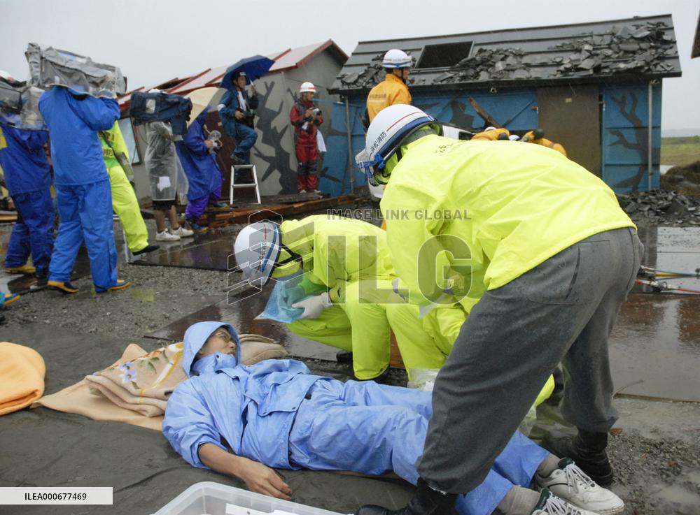 Japan conducts major earthquake drills nationwide