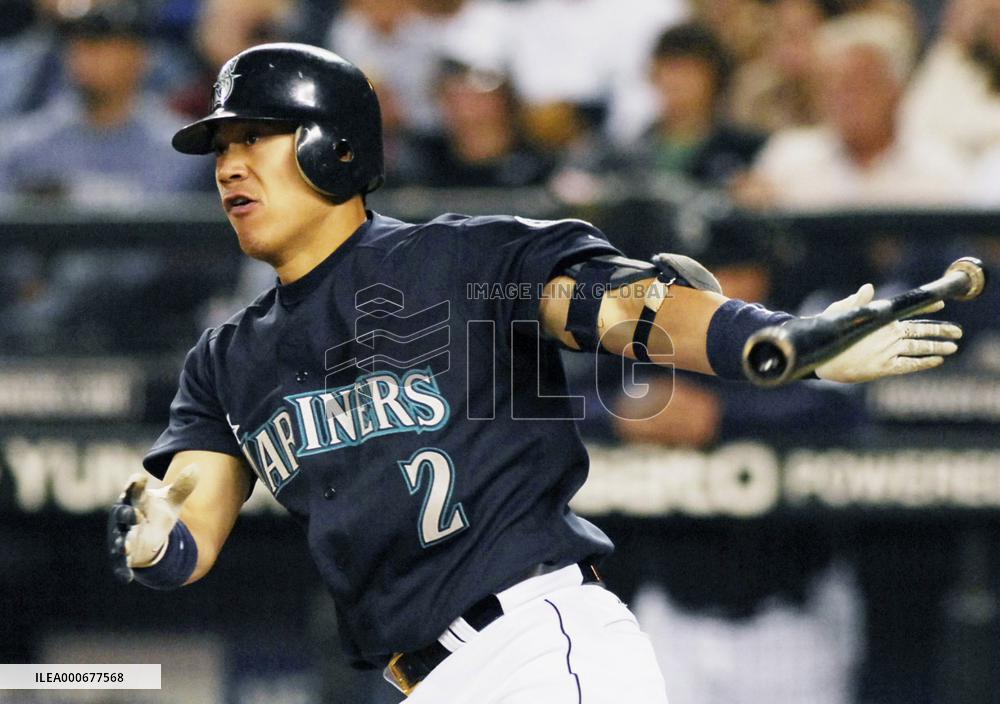 Jojima 1-for-3, Iguchi snaps hitting streak