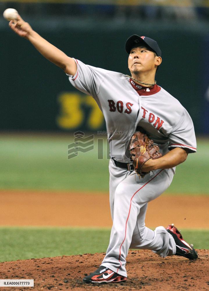 Red Sox pitcher Matsuzaka earns season's 17th win