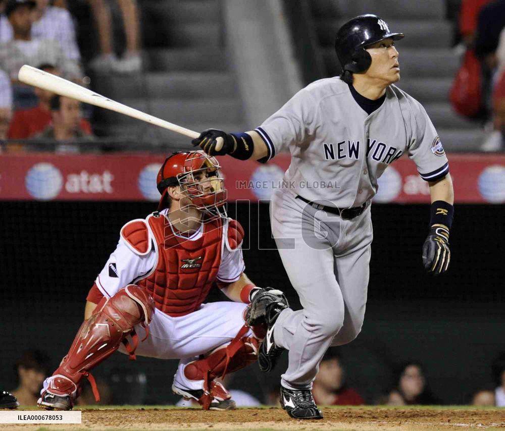 Yankees' Matsui hits homer