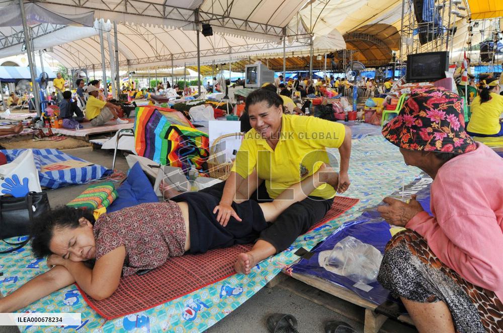 Antigov't protest inside Thailand's Government House continues