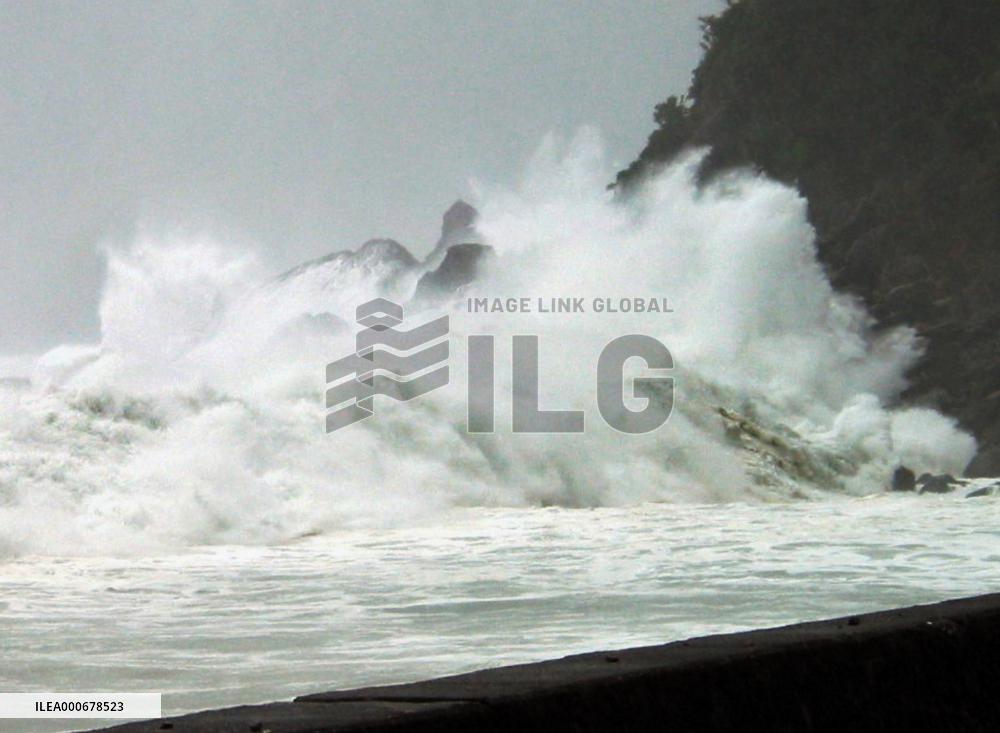 Severe typhoon expected to engulf Okinawa, Amami Islands