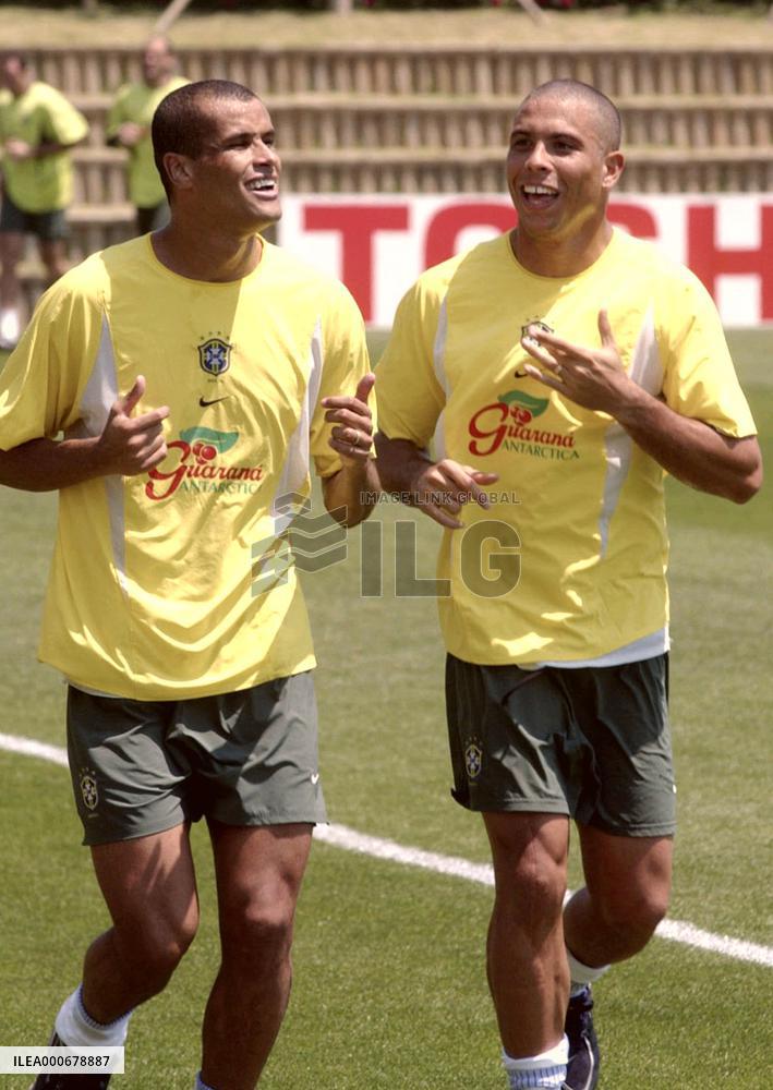Brazil train in Ulsan