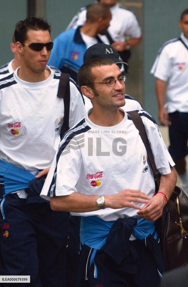 Uruguay squad arrives in Japan