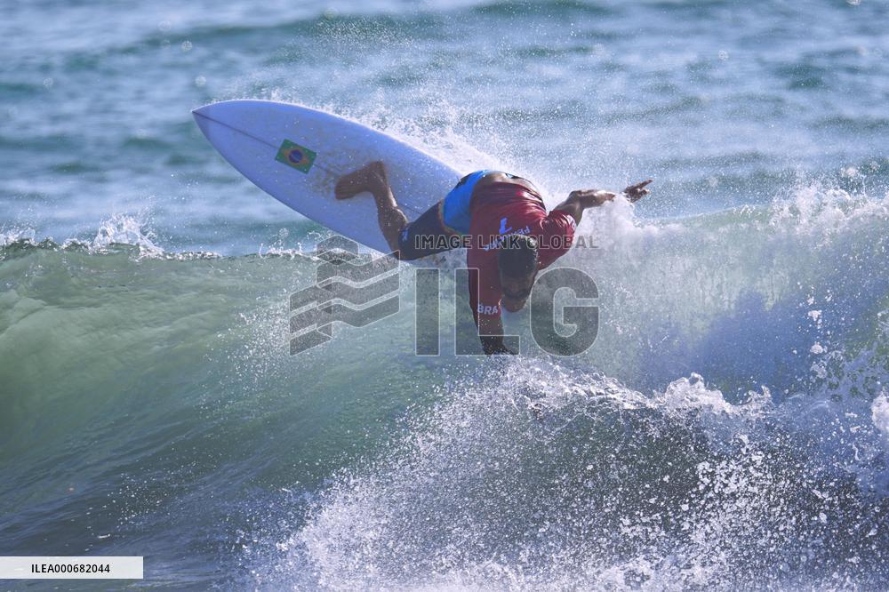 Tokyo Olympics: Surfing