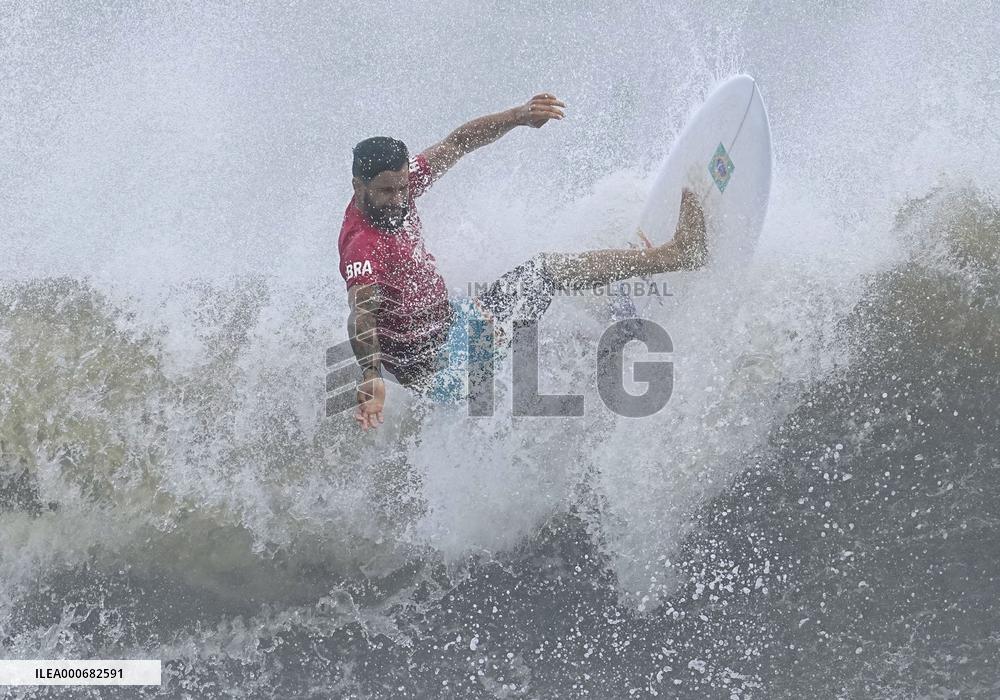 Tokyo Olympics: Surfing